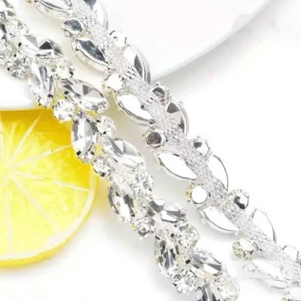 1 Yard Clear Silver Rhinestone Iron-On Appliqué Trim for Crafts, Clothes, New